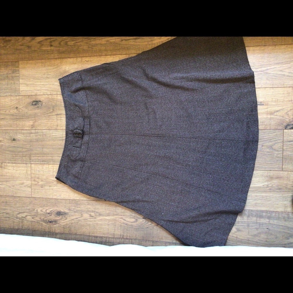 Nice Modest Larry Levine Skirt - Picture 5 of 6